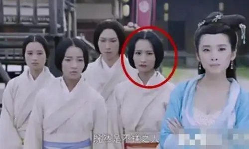 都知道任嘉伦古装比现代装帅没想到妻子竟是我们熟悉的她这才叫深藏不