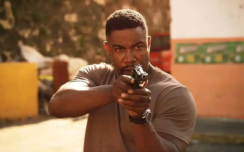 《猎鹰突起》:妹妹遇害,特种兵只身前往贫民窟破案,不愧是硬汉