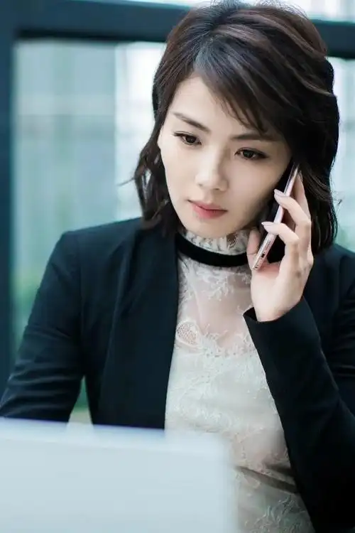 如何看待《欢乐颂》中安迪呢