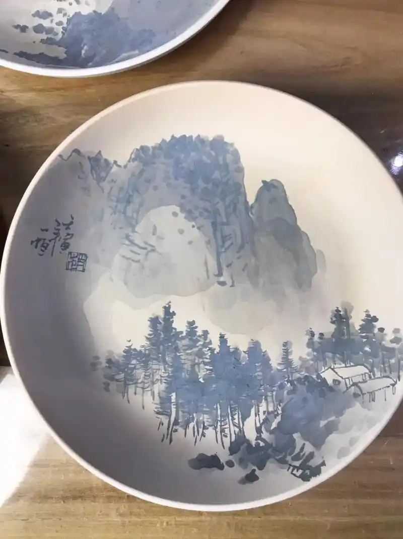 小品青花#陶瓷艺术 #国画山水 #水墨人生 - 抖音