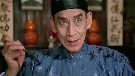 香港一代老戏骨关德兴,当年的武打片没有特效,拳拳到肉硬桥硬马