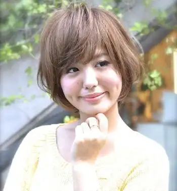 圆脸适合什么发型 短发梨花头甜美修颜