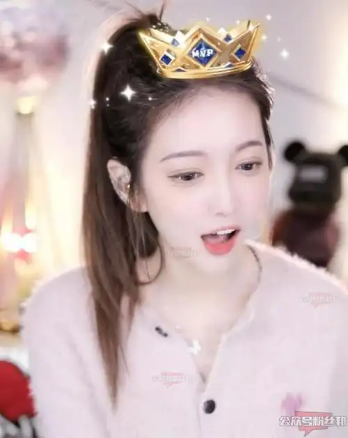 yy小猫咪发来虎牙女主播视频直言看了脸红微凉调侃空中飞人厉害