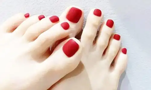 2020新款红色气质显白脚趾甲美甲