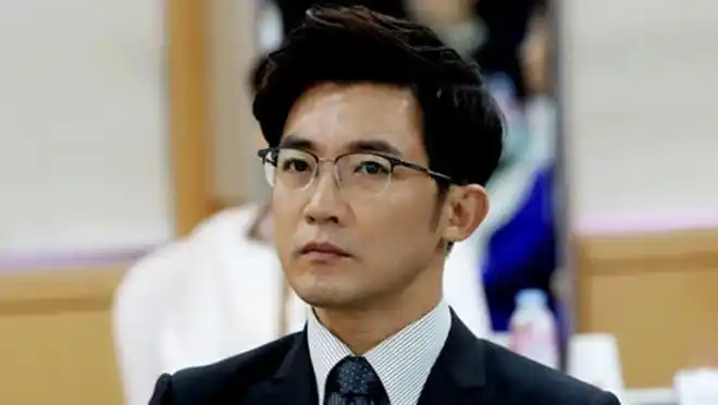 小民哥当回主角韩流明星安在旭终于有新动静儿女双全再拼事业