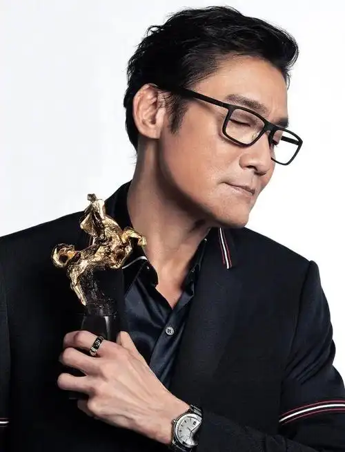 千面影帝梁家辉运动写书十项全能曾因爱国被封杀也不退缩