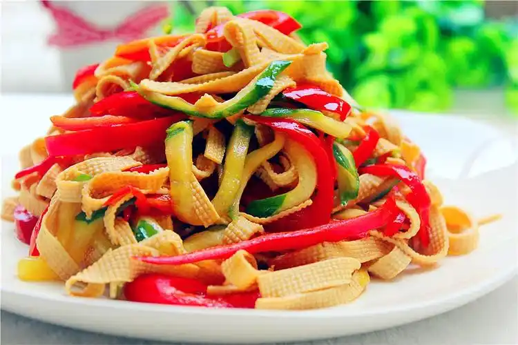 豆腐皮和它天生一对,不管怎么做都好吃,拿肉都不换!