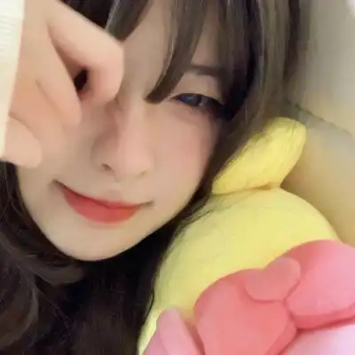 好看又干净的女生真人头像图片