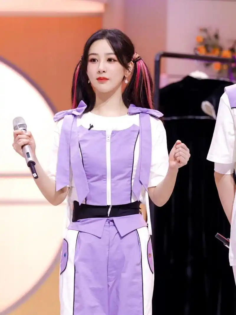 综艺紫,爱了爱了!!! 综艺紫,爱了爱了!!!#杨紫# #演员杨紫# #宝藏女孩