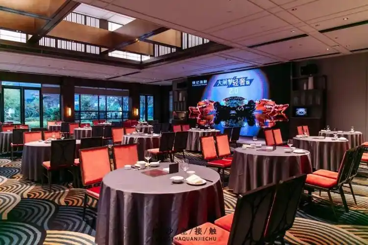 吃货打卡新地标火了19年的徐记海鲜又开新店了还有霸王餐免费送