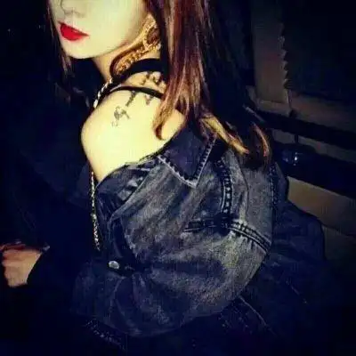 2020超拽霸气非主流女生头像精选 我比地球的任何人都要爱你