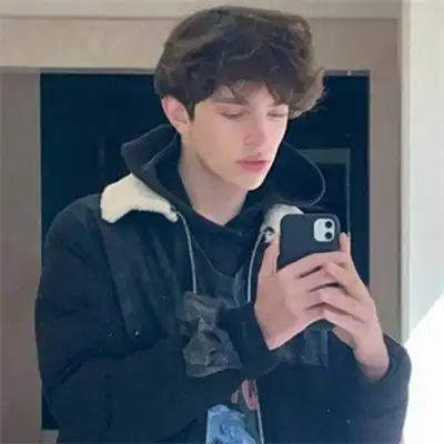 欧美男生头像ins风阳光帅气成熟稳重的高级感欧美男头图集