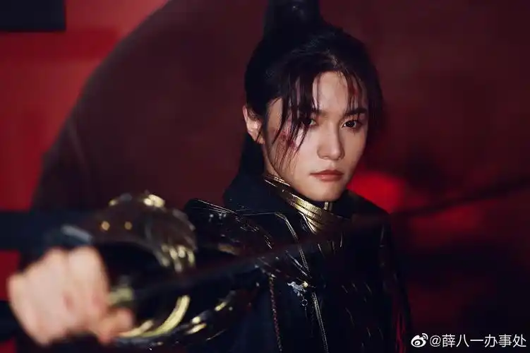 刷到一套薛八一将军扮相的图,请大家共赏