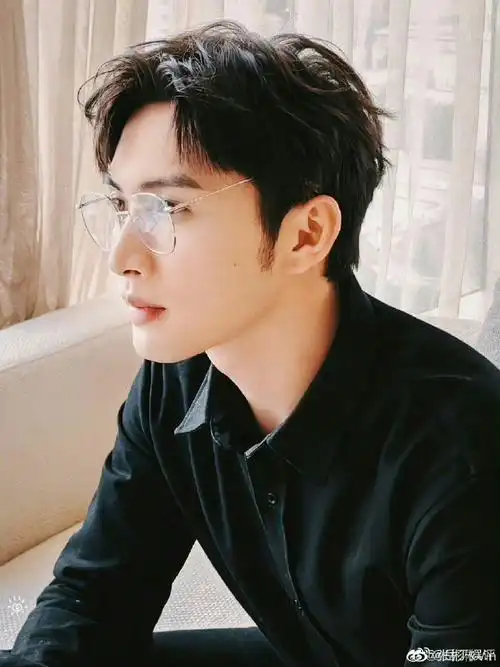 张彬彬被喊好帅