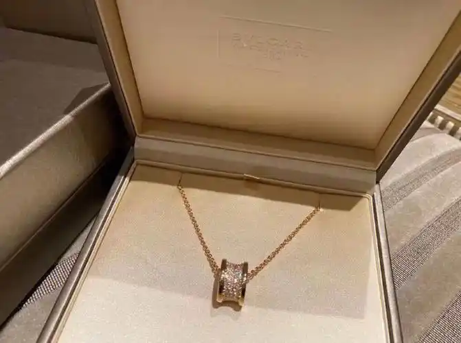 bv满钻大蛮腰项链宝格丽bv大