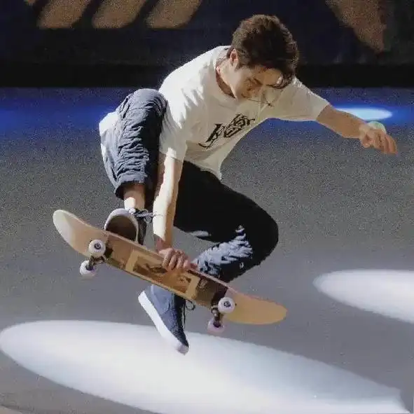 王一博 #滑板 #向全世界安利王一博 - 抖音