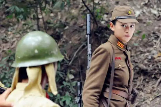 【图】广西综艺频道电视剧《神枪》简介 "神枪侠侣"谱写抗日赞歌