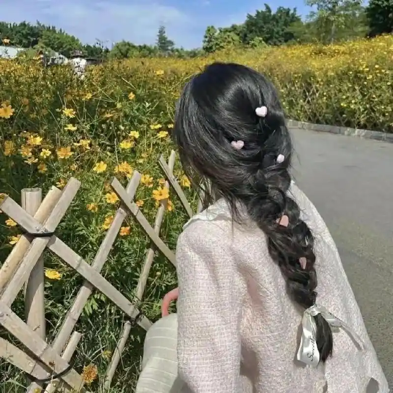 真人女生头像   单人不露脸93