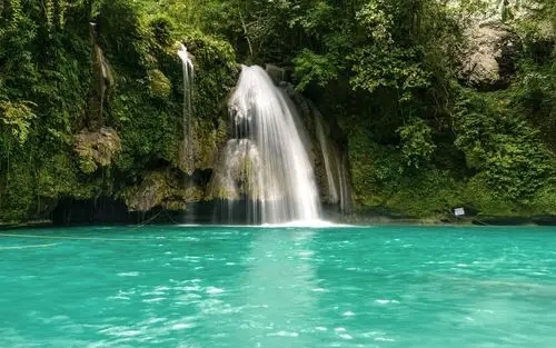 好看的瀑布山水风景图片壁纸
