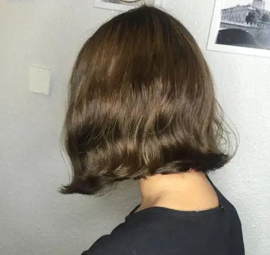 讲真,短发和烫发的完美搭配,保准你清爽又时髦,美美的过每一天!