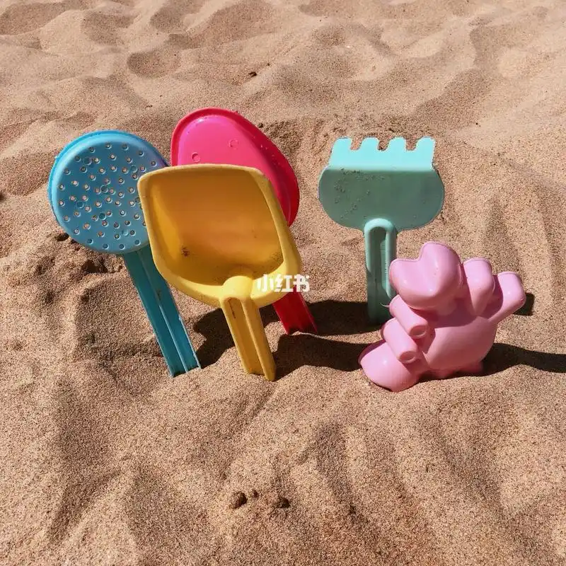 烟台金沙滩沙子很细蓝天白云