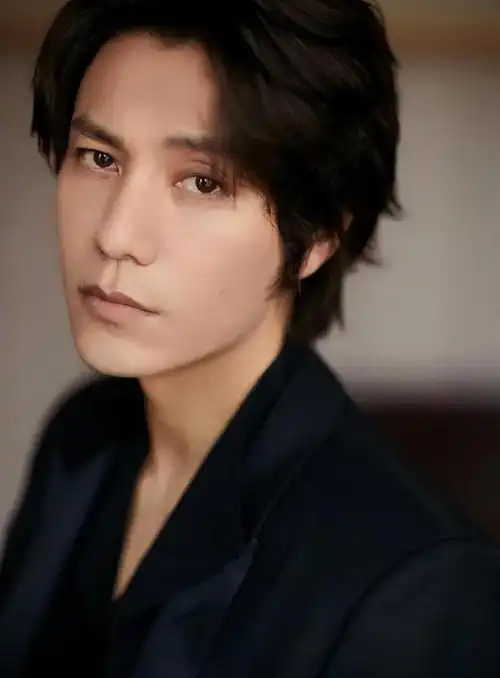 陈坤:曾因10块钱被继母赶出家门,出人头地后又遭生父"眼红"