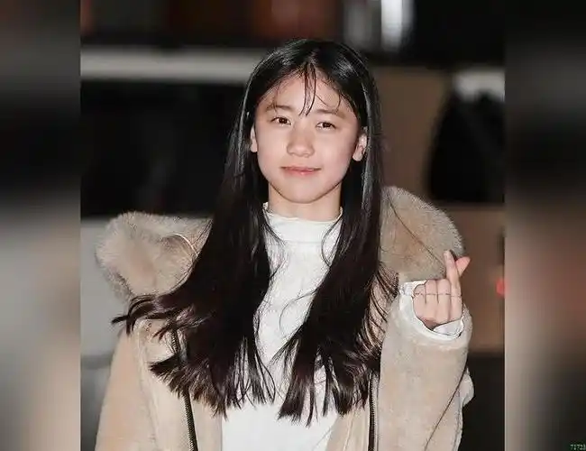 《素媛》片中的小女孩如今已经长大了,相信以后前途一片光明.