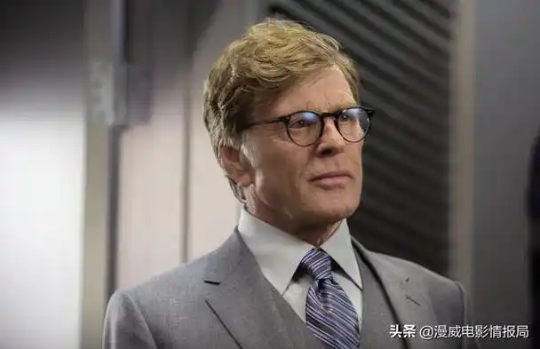 《无敌浩克》,而后则是在《美队3》中回归饰演罗斯将军,同样的,其本人