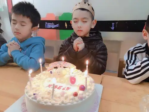㊗️最可爱的周惕若小朋友生日快乐以及学前班宝贝们的快乐周三 -