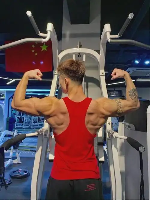 腹肌|郑翔|健身|健身房_网易订阅