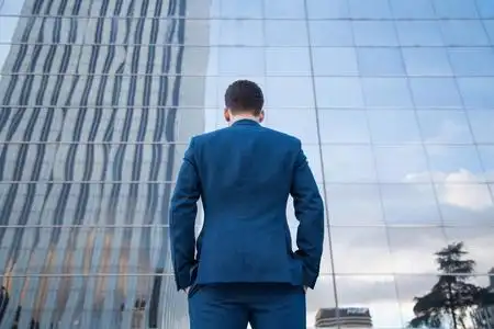 办公室背影图片