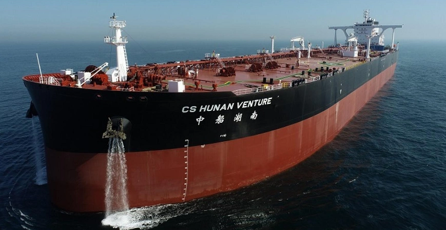 7万吨级超大型油轮hunan venture,该船由中国造船咨询公司拥有,由华光