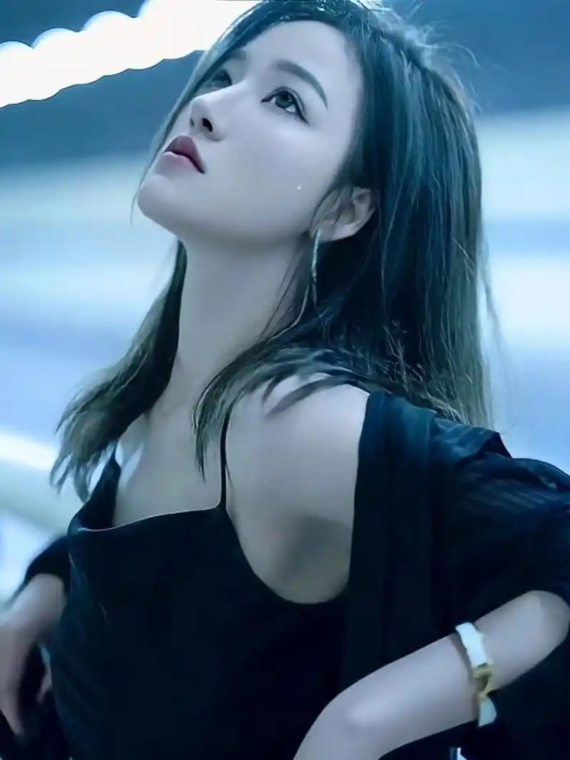 美女伤感情绪图集