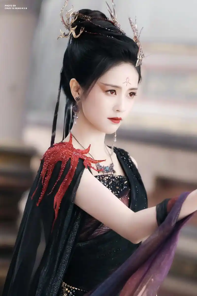 壁纸分享,白鹿的古装造型真是太美了