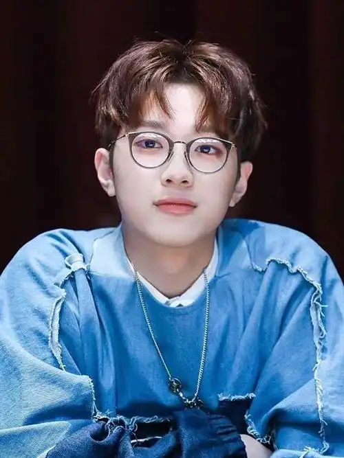 赖冠霖同款时尚假发男中分韩版自然逼真抖音网红同款蓬松透气学生