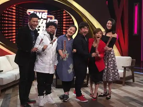 乔杉修睿做客《静距离》 曝北漂往事泪洒现场