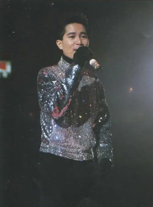 患抑郁症去世的6位明星:割腕,跳楼,吃安眠药,一个比一个可惜