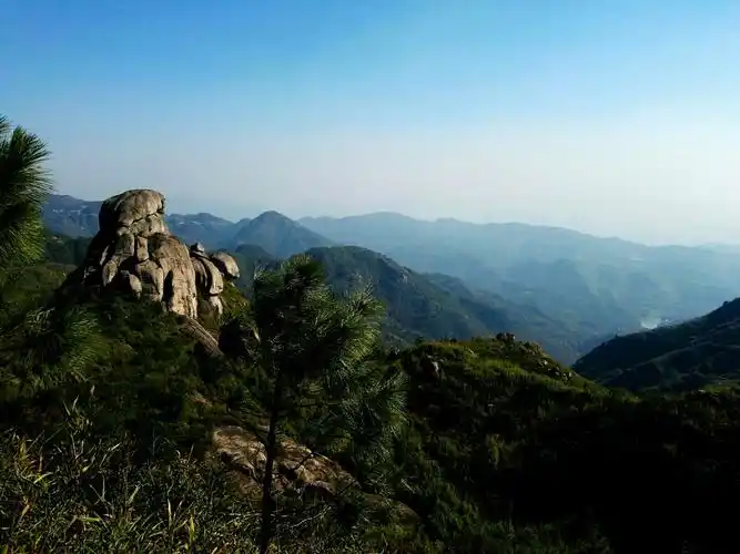 福泉山狮子岩景区.冬游情景.