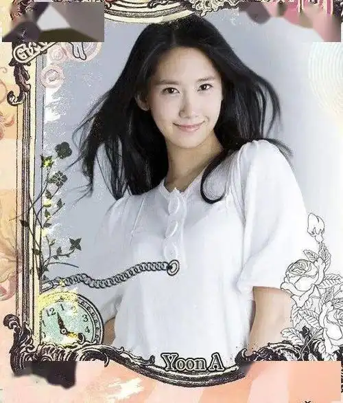 作为少女时代成员第一个被公开的林允儿出道预告