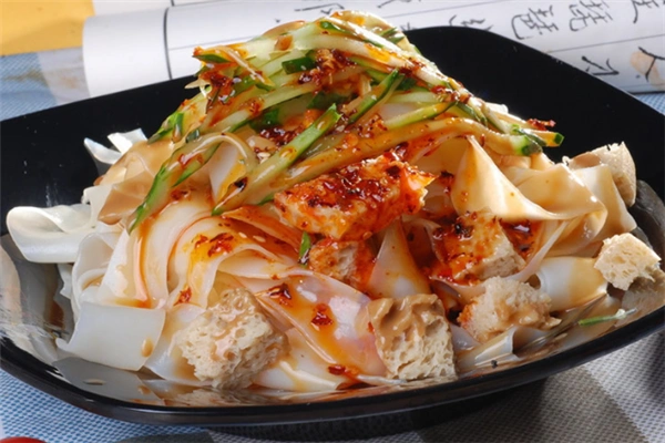 今年加盟豫家村秘制凉皮可以吗?多少钱合适?