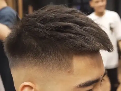 帅气的类飞机头发型,简单就帅气逼人搜索id7150