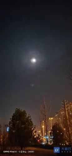 元宵节大章丘夜晚的月亮