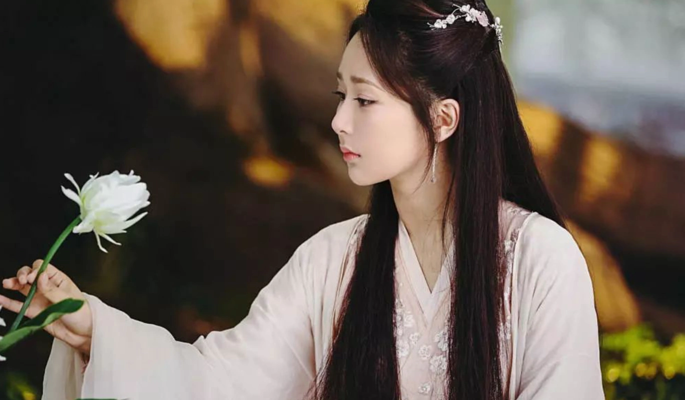 锦觅关关楚乔落水先救谁邓伦选了锦觅却让杨紫很不满