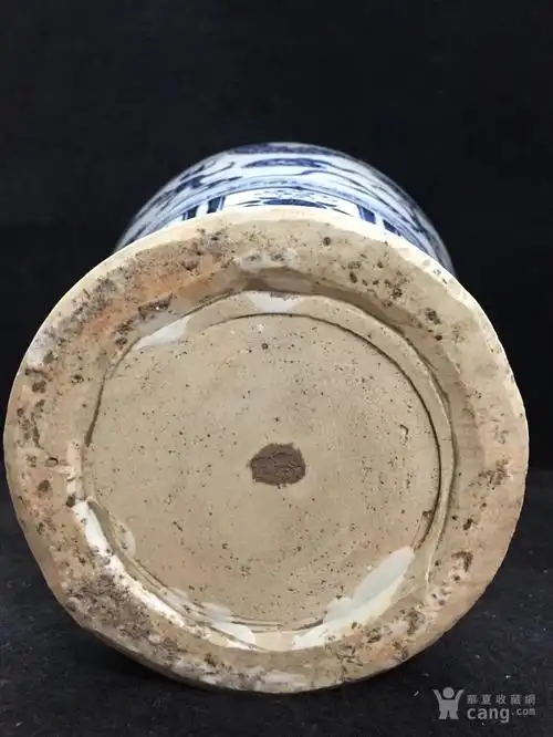 元青花牡丹花梅瓶