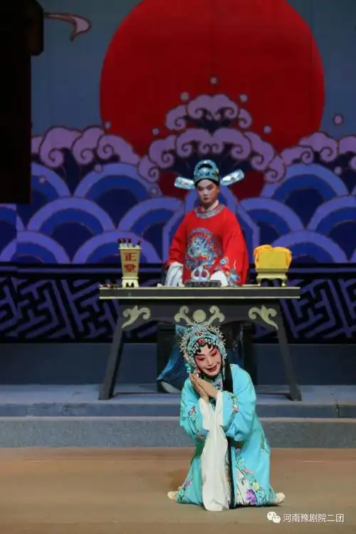 陈三两收官辞旧岁老戏新演增光彩