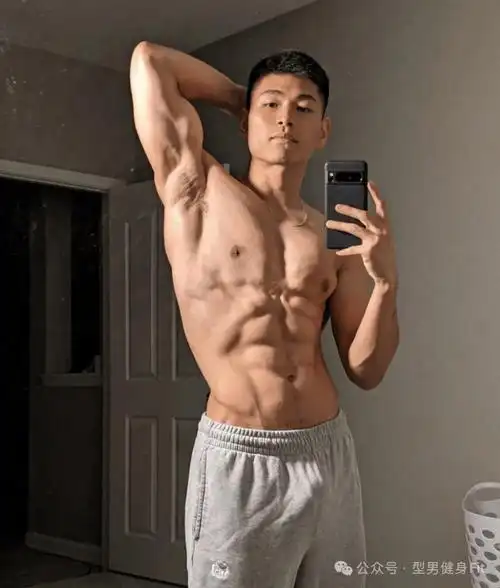 新照!大捷豹亚洲肌肉男,堪比欧美尺度,推上更好看!