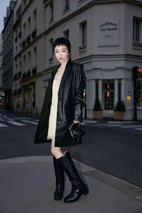 郭采洁巴黎睡衣风街拍