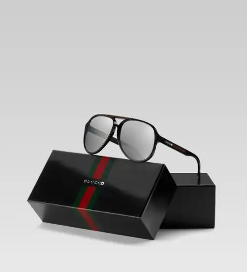 请问这款gucci墨镜在专柜 价格是多少,货号是多少.