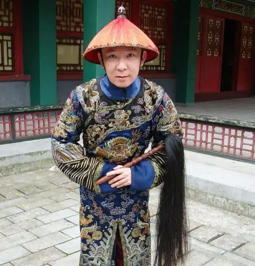 太监相公你行不行(太监相公你行不行)