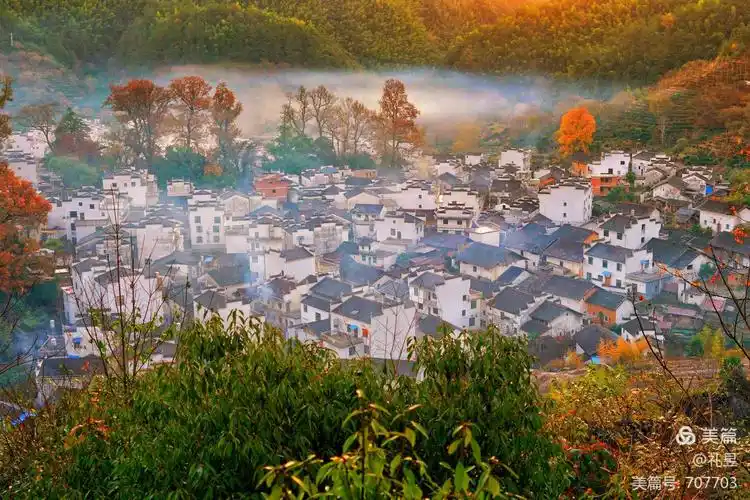 水墨画般的小村庄